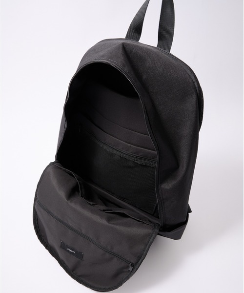 CALLNE（カルネ）の「【CALLNE】Water-repellent Tech Nylon Backpack / 撥水テックナイロンバッグパック（大容量リュック）（バックパック/リュック・メンズ・ブラック・FREE）」の9枚目の写真