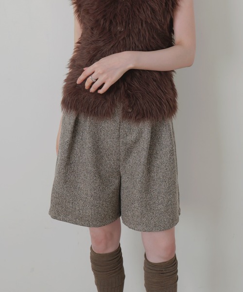LIAN（リアン）の「ツイードタックハーフパンツ（その他パンツ・レディース・ブラック/ブラウン/グレー/アイボリー・FREE）」の16枚目の写真