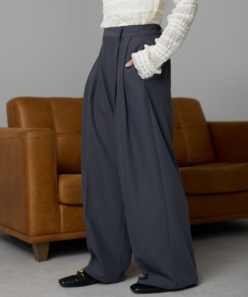 Two-Tuck Trousers / ツータックトラウザー