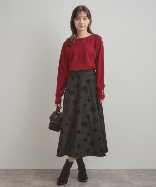 couture brooch(クチュールブローチ)の「【大人上品・通勤・前後2WAY】バックパール調ドルマンニット(ニット/セーター・レディース・ワインレッド/アイボリー/ブラック/ダークブラウン・42/38/36)」の22枚目の写真