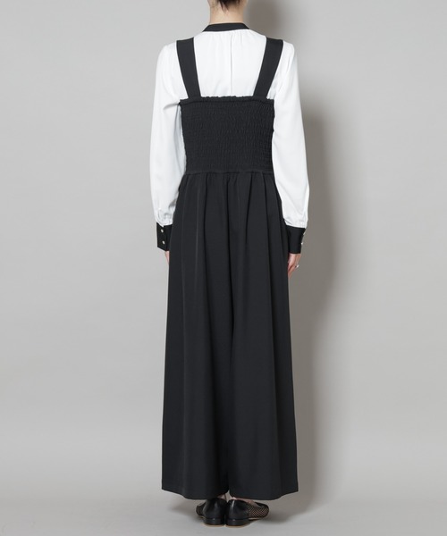 NANO universe（ナノユニバース）の「シャーリングサロペット（サロペット/オーバーオール・レディース・ブラック/ブラウン/ベージュ・FREE）」の10枚目の写真