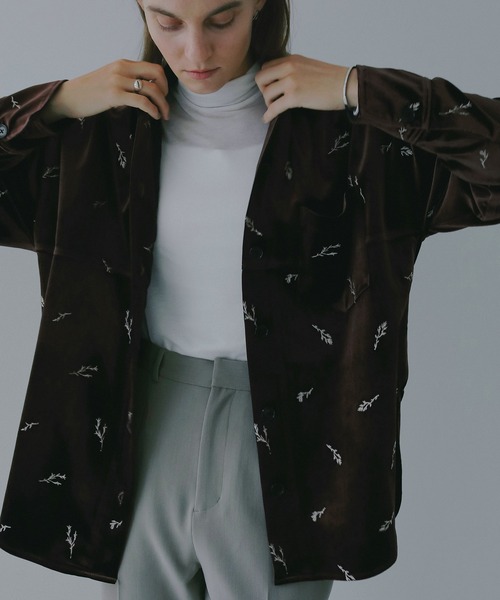 MANOF（マノフ）の「VELOR EMBROIDERY SHIRT（シャツ/ブラウス・レディース・ブラウン/ブルー・S/M）」の16枚目の写真