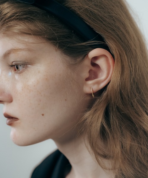 Carmelo(カーメロ)の「925 studs mini hoop earring / スタッズ ミニリングピアス(ピアス(両耳用)・レディース・シルバー/ゴールド・FREE)」の9枚目の写真