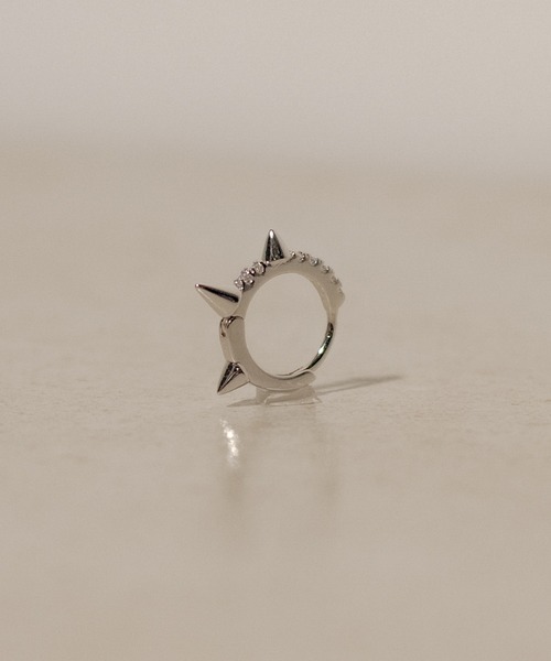 Carmelo(カーメロ)の「925 studs mini hoop earring / スタッズ ミニリングピアス(ピアス(両耳用)・レディース・シルバー/ゴールド・FREE)」の4枚目の写真