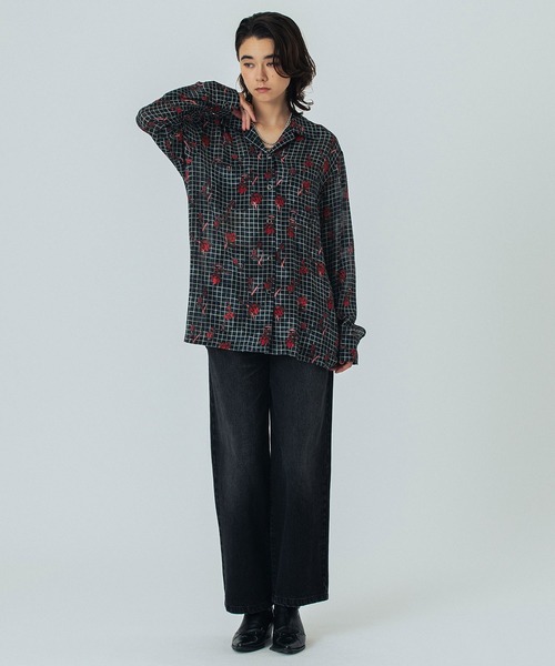 ROSE BUD(ローズバッド)の「(CREOLME)FLOWER PRINT SHIRT(シャツ/ブラウス・レディース・イエロー/ブラック・ONE SIZE)」の21枚目の写真