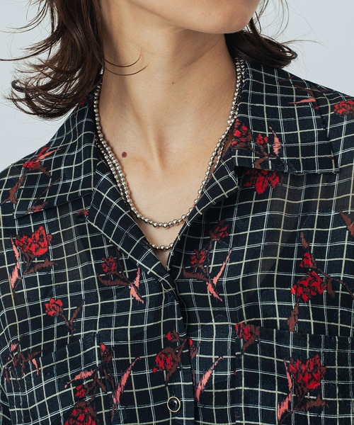 ROSE BUD(ローズバッド)の「(CREOLME)FLOWER PRINT SHIRT(シャツ/ブラウス・レディース・イエロー/ブラック・ONE SIZE)」の18枚目の写真