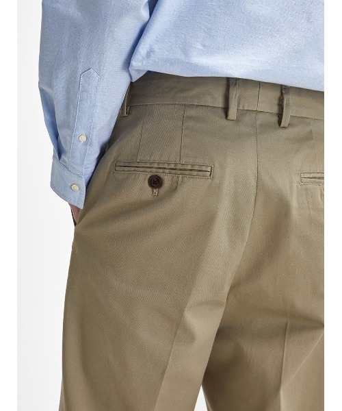 Barbour（バブアー）の「Tedチノ パンツ（リラックスフィット）（チノパンツ・メンズ・ブラック/ライトベージュ・32/30/28）」の7枚目の写真