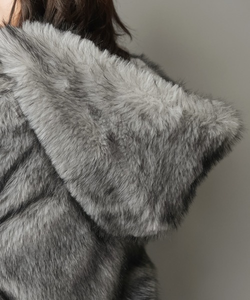 ボリューム感がかわいすぎ！高見えフェイクファーブルゾン/コート