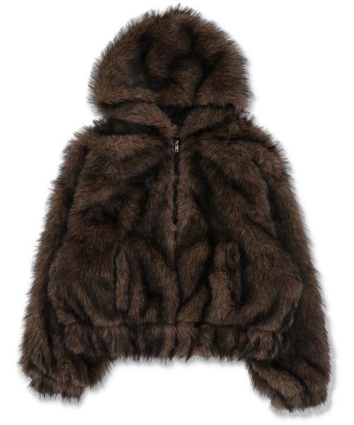 SPINNS（スピンズ）の「ボリューム感がかわいすぎ！高見えフェイクファーブルゾン/コート/フード付き（ブルゾン・レディース・ベージュ/ブラウン/グレー・ONESIZE）」の5枚目の写真