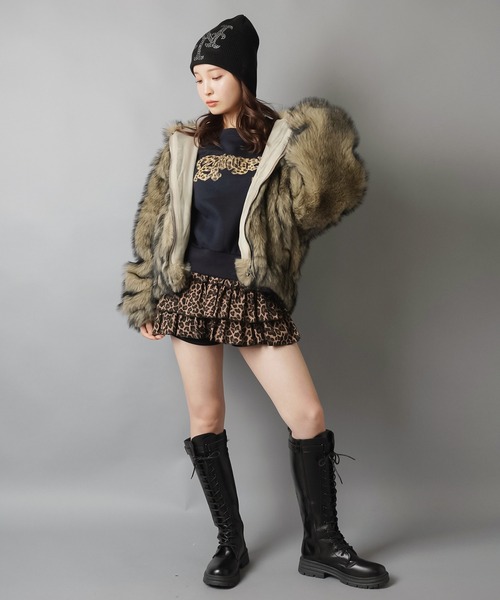 SPINNS（スピンズ）の「ボリューム感がかわいすぎ！高見えフェイクファーブルゾン/コート/フード付き（ブルゾン・レディース・ベージュ/ブラウン/グレー・ONESIZE）」の15枚目の写真