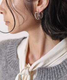 URBAN RESEARCH ROSSO WOMEN（アーバンリサーチ　ロッソ）の「CHIGNON　3ラインカーブピアス（ピアス（両耳用））」