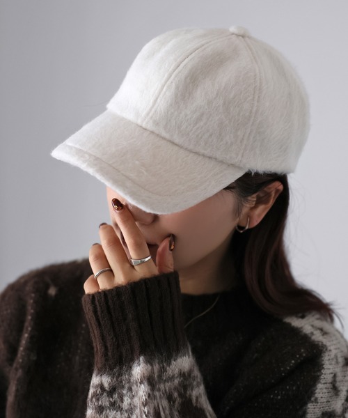 Riberry（リベリー）の「レザーベルト付きシャギーキャップ（キャップ・レディース・アイボリー/グレー/ブラック・FREE）」の5枚目の写真