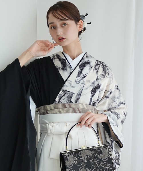 utatane(ウタタネ)の「袴セット utatane 半身アシンメトリー(着物・レディース・ブラック系1/グリーン系2/グリーン系1/ホワイト系1/レッド系1・M/L)」の2枚目の写真