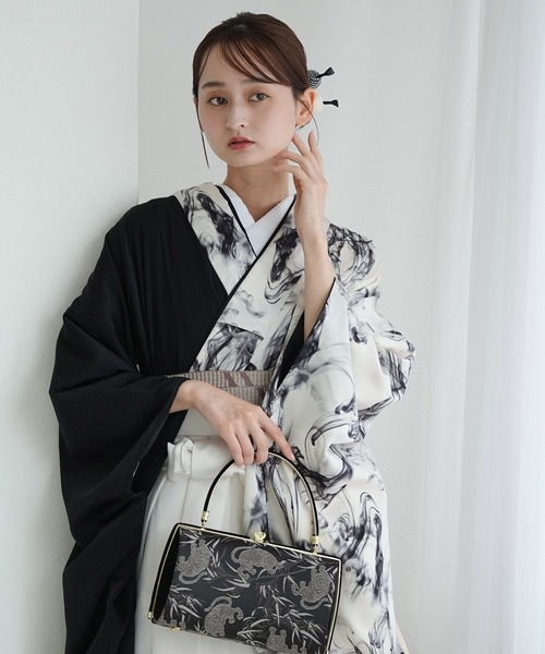 utatane(ウタタネ)の「袴セット utatane 半身アシンメトリー(着物・レディース・ブラック系1/グリーン系2/グリーン系1/ホワイト系1/レッド系1・M/L)」の13枚目の写真