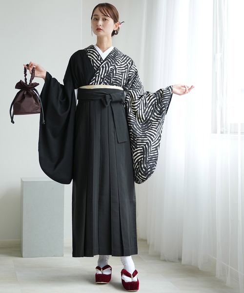 utatane(ウタタネ)の「袴セット utatane 半身アシンメトリー(着物・レディース・ブラック系1/グリーン系2/グリーン系1/ホワイト系1/レッド系1・M/L)」の19枚目の写真