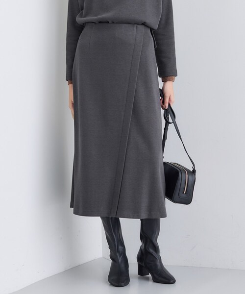 INDIVI(インディヴィ)の「【SETUP可能/洗える/UVケア】ライトジャージ セミフレアスカート(スカート・レディース・オフホワイト/ダークグレー/ブラック・15 /19/13/05/36/38/40)」の3枚目の写真