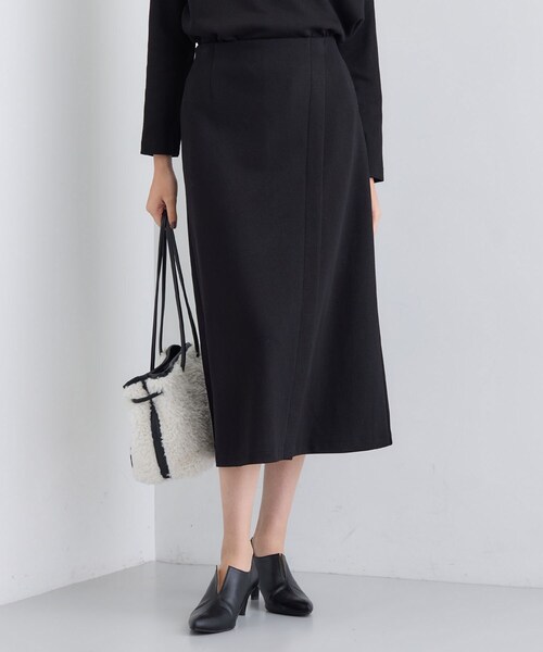 INDIVI(インディヴィ)の「【SETUP可能/洗える/UVケア】ライトジャージ セミフレアスカート(スカート・レディース・オフホワイト/ダークグレー/ブラック・15 /19/13/05/36/38/40)」の2枚目の写真