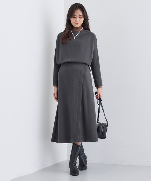 INDIVI(インディヴィ)の「【SETUP可能/洗える/UVケア】ライトジャージ セミフレアスカート(スカート・レディース・オフホワイト/ダークグレー/ブラック・15 /19/13/05/36/38/40)」の15枚目の写真