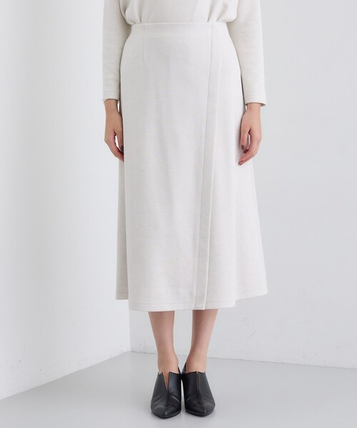 INDIVI(インディヴィ)の「【SETUP可能/洗える/UVケア】ライトジャージ セミフレアスカート(スカート・レディース・オフホワイト/ダークグレー/ブラック・15 /19/13/05/36/38/40)」の9枚目の写真