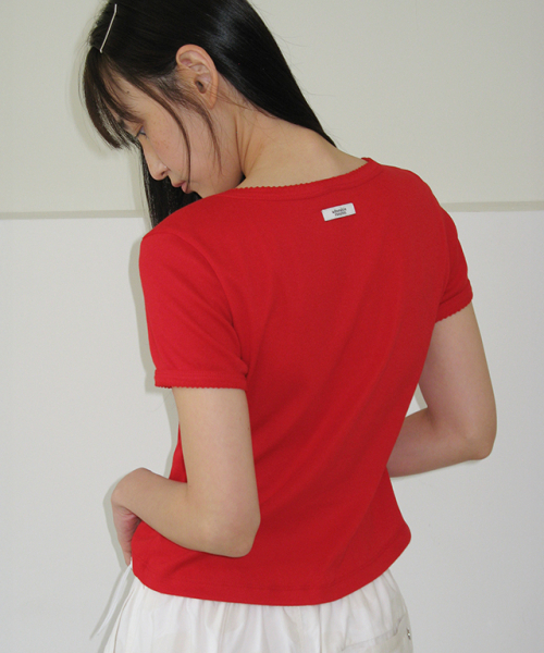 RONRON(ロンロン)の「SEAM DETAIL SLIM T SHIRT RED(Tシャツ/カットソー・レディース・その他・FREE)」の3枚目の写真