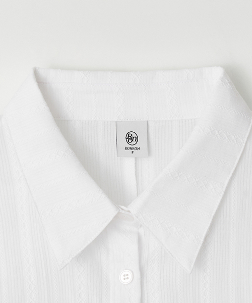 RONRON(ロンロン)の「EYELET EMBROIDERY SLIM FIT SHIRT WHITE(シャツ/ブラウス・レディース・その他・FREE)」の3枚目の写真