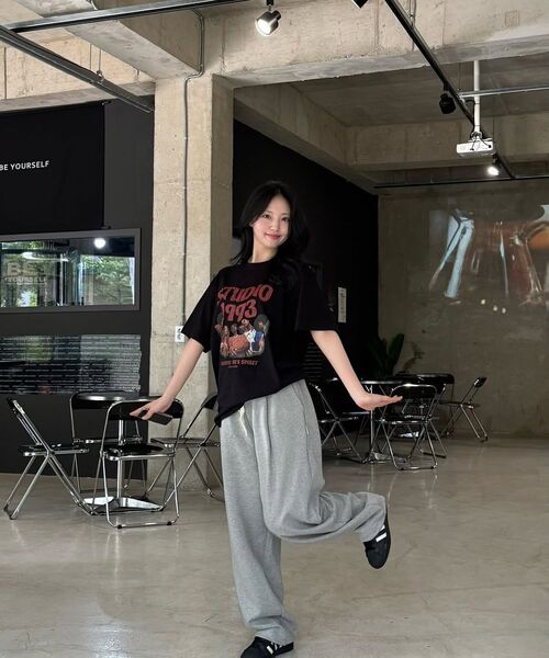1993STUDIO(1993スタジオ)の「ウェーブスタジオグラフィックTシャツ_ホワイト(Tシャツ/カットソー・レディース・その他・SMALL/MEDIUM/LARGE)」の9枚目の写真