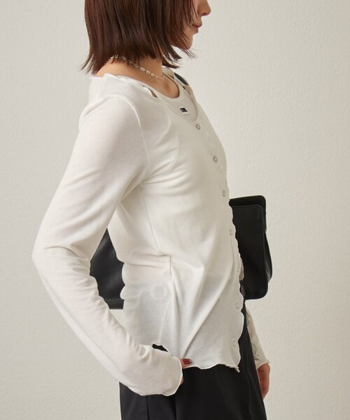 mline（エムライン）の「[mline]レイヤーロゴTシャツ（Tシャツ/カットソー・レディース・グレー/ブラック/アイボリー/オフホワイト・FREE）」の16枚目の写真