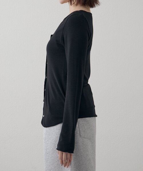 mline（エムライン）の「[mline]レイヤーロゴTシャツ（Tシャツ/カットソー・レディース・グレー/ブラック/アイボリー/オフホワイト・FREE）」の19枚目の写真