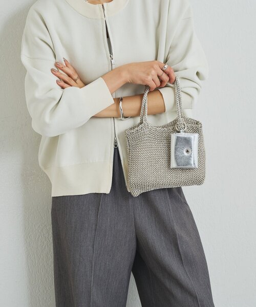 cache cache（カシュ カシュ）の「【cache cache(カシュカシュ)】イヤホンポーチ付きラメ糸ミニバッグ（ハンドバッグ・レディース・シルバー/ゴールド・FREE）」の14枚目の写真
