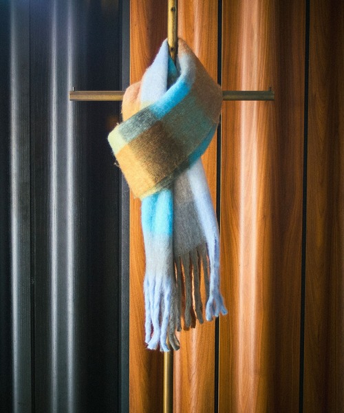 ROSE BUD（ローズバッド）の「BLOCK CHECK MUFFLER（マフラー・レディース・ブルー/ブラウン・ONE SIZE）」の4枚目の写真