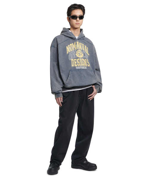 NOMANUAL(NOMANUAL)の「LAYERED ARCH GRAPHIC HOODIE - WASHED NAVY(パーカー・レディース・その他・LARGE/X-LARGE/MEDIUM)」の3枚目の写真