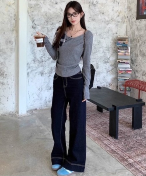 Vini(ヴィニ)の「ショルダーリボンニット(Tシャツ/カットソー・レディース・グレー・ONESIZE)」の3枚目の写真