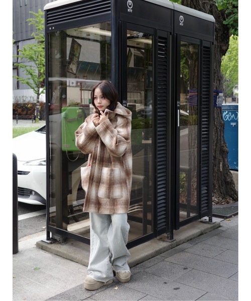 JUMELLE(ジュメロ)の「シャギーチェックコート(ピーコート・レディース・ベージュ・FREE)」の12枚目の写真