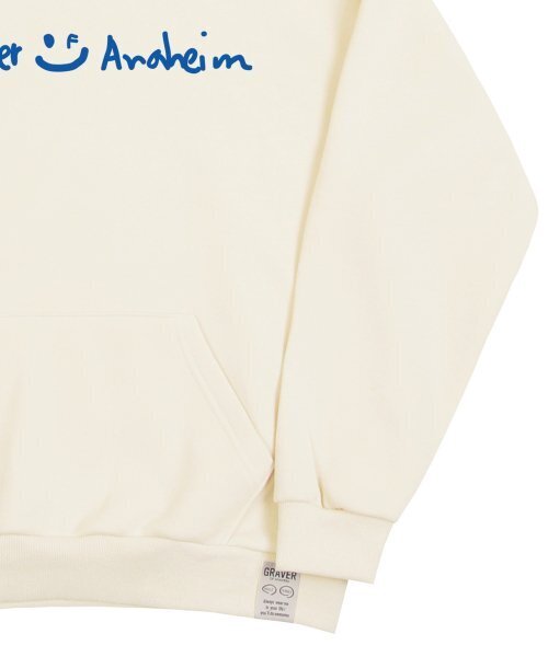 GRAVER（グレーバー）の「[ユニセックス]ドローイングロゴドローイングスマイルフードパーカー_クリーム（パーカー・レディース・アイボリー・SMALL/MEDIUM/LARGE/X-LARGE）」の4枚目の写真