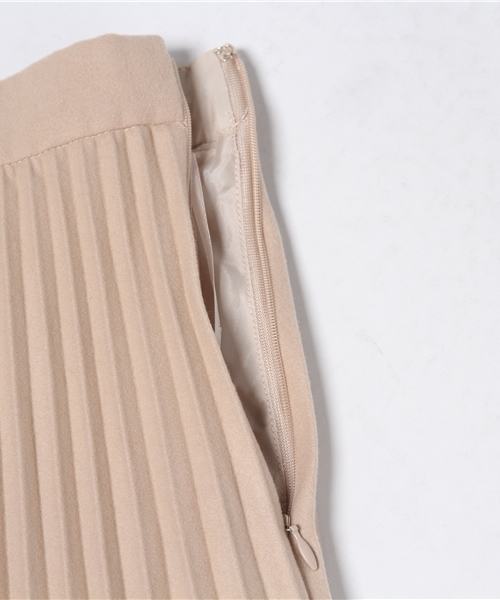 MOUSSY(マウジー)の「LONG PLEATS SK F(スカート・レディース・ライトベージュ/ブラック/ブラウン・1/2)」の12枚目の写真