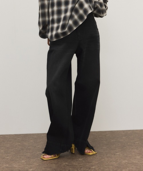 ADAM ET ROPE'（アダムエロペ）の「ルーズフィットアジャストデニム（デニムパンツ・レディース・キナリ/サックスブルー/ブルー系その他6/ネイビー/ブラック・38/36/34）」の2枚目の写真