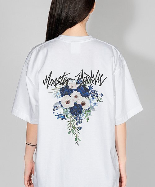 MONSTER REPUBLIC(モンスターリパブリック)の「ムーブメントフラワーミッドナイトブルーTシャツホワイト(Tシャツ/カットソー・レディース・その他・MEDIUM/SMALL/X-LARGE/LARGE)」の2枚目の写真
