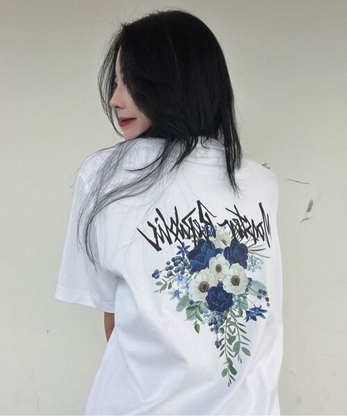 MONSTER REPUBLIC(モンスターリパブリック)の「ムーブメントフラワーミッドナイトブルーTシャツホワイト(Tシャツ/カットソー・レディース・その他・MEDIUM/SMALL/X-LARGE/LARGE)」の8枚目の写真