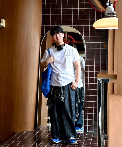 MONSTER REPUBLIC(モンスターリパブリック)の「ムーブメントフラワーミッドナイトブルーTシャツホワイト(Tシャツ/カットソー・レディース・その他・MEDIUM/SMALL/X-LARGE/LARGE)」の10枚目の写真