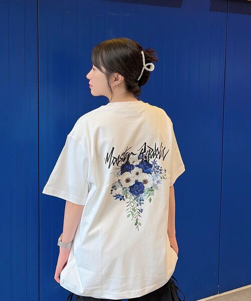 MONSTER REPUBLIC(モンスターリパブリック)の「ムーブメントフラワーミッドナイトブルーTシャツホワイト(Tシャツ/カットソー・レディース・その他・MEDIUM/SMALL/X-LARGE/LARGE)」の15枚目の写真