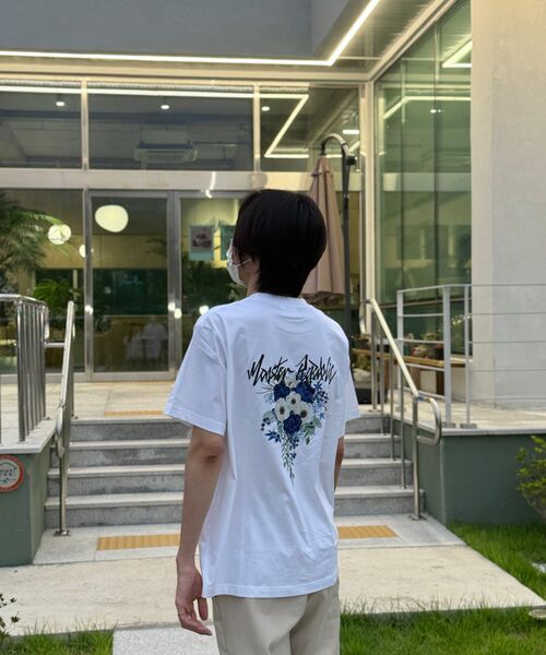MONSTER REPUBLIC(モンスターリパブリック)の「ムーブメントフラワーミッドナイトブルーTシャツホワイト(Tシャツ/カットソー・レディース・その他・MEDIUM/SMALL/X-LARGE/LARGE)」の16枚目の写真