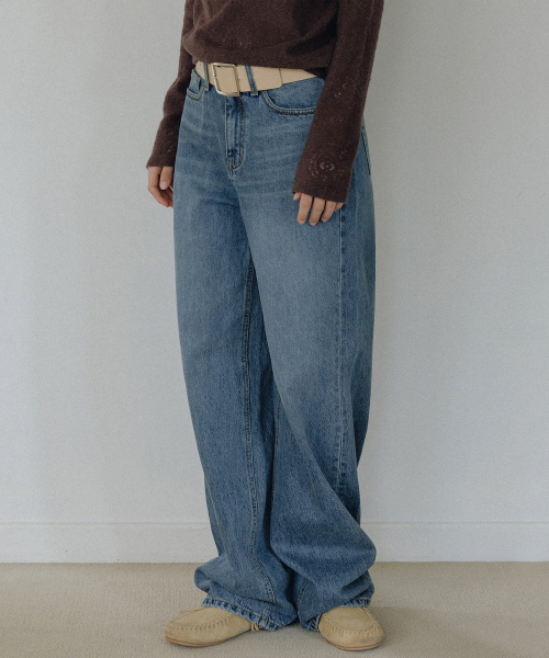 ANDNEEDS(アンドニーズ)の「Mago wide denim (blue)(デニムパンツ・レディース・その他・SMALL/MEDIUM/LARGE)」の3枚目の写真