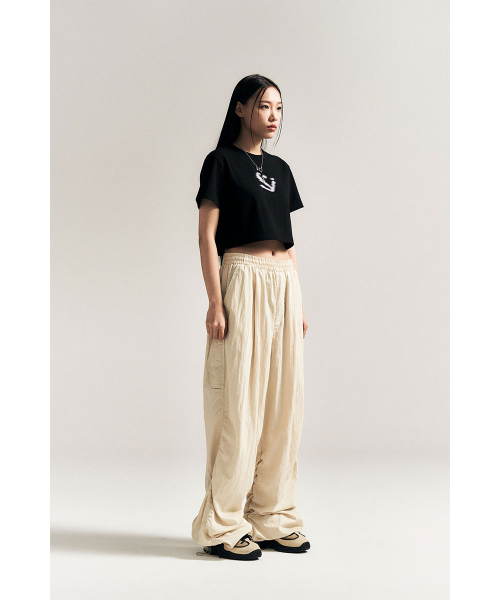 SCHISM INDUCING（スキズムインデューシング）の「LOGO CROPPED T-SHIRT, BLACK（Tシャツ/カットソー・レディース・その他・MEDIUM）」の4枚目の写真