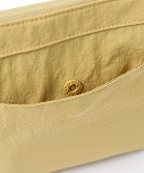 Snow Peak（スノーピーク）の「Snow Peak / Cample Mini Sacoche カンプル ミニサコッシュ 海外限定（ショルダーバッグ・レディース・ライトベージュ/サーモンピンク・ONE SIZE）」の11枚目の写真