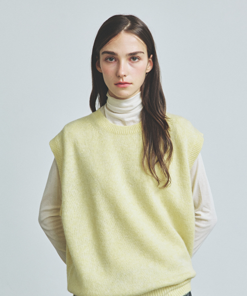 KNITTED(ニッティド)の「シェギドックウール100%ラウンドベストYELLOW(ベスト・メンズ・その他・MEDIUM/LARGE/X-LARGE)」の9枚目の写真