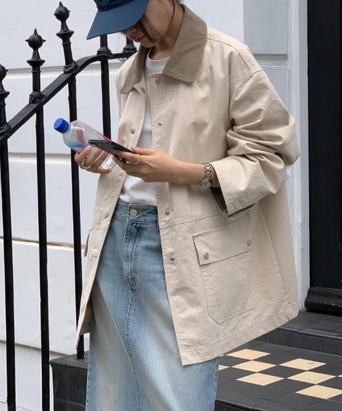 emi+(エミプラス)の「襟配色チュニック丈トレンチコート(トレンチコート・レディース・ベージュ/カーキ・FREE)」の4枚目の写真