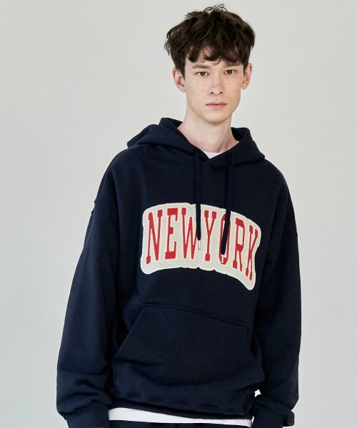 PAPERBOY(ペーパーボーイ)の「チェーンニューヨークフードパーカー-ネイビー(パーカー・レディース・その他・LARGE/MEDIUM/SMALL/X-LARGE)」の2枚目の写真
