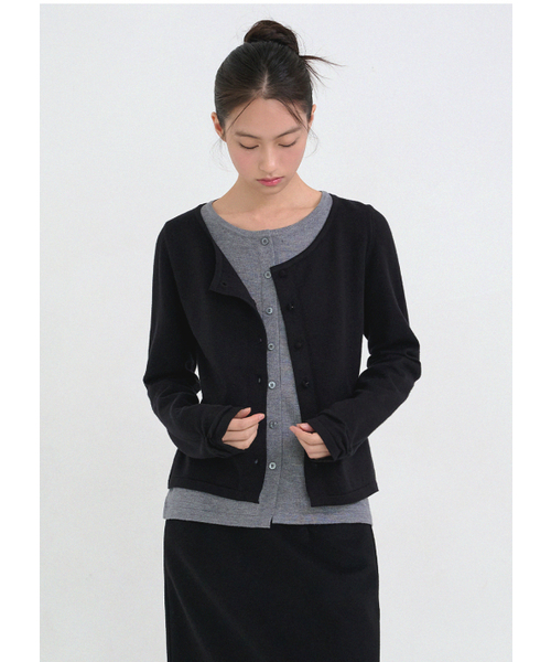 MICANE(ミケーネ)の「プエラレイヤードニット(ニット/セーター・レディース・クリーム/ブラック・SMALL/MEDIUM/LARGE/X-LARGE)」の18枚目の写真