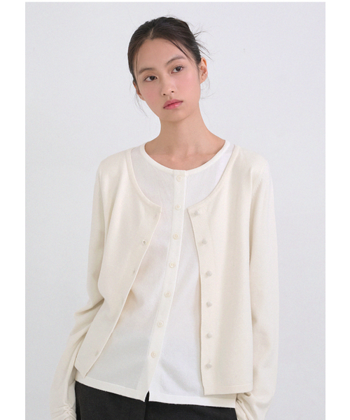 MICANE(ミケーネ)の「プエラレイヤードニット(ニット/セーター・レディース・クリーム/ブラック・SMALL/MEDIUM/LARGE/X-LARGE)」の14枚目の写真