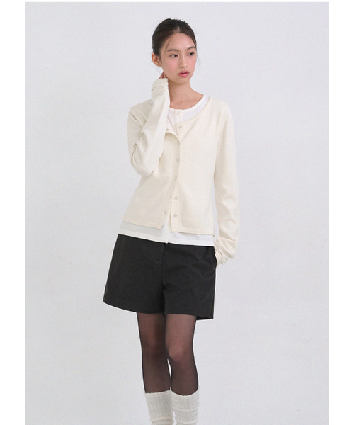 MICANE(ミケーネ)の「プエラレイヤードニット(ニット/セーター・レディース・クリーム/ブラック・SMALL/MEDIUM/LARGE/X-LARGE)」の11枚目の写真